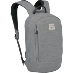 Arcane Small 10L Daypack -Osprey MEDGREHEA 1