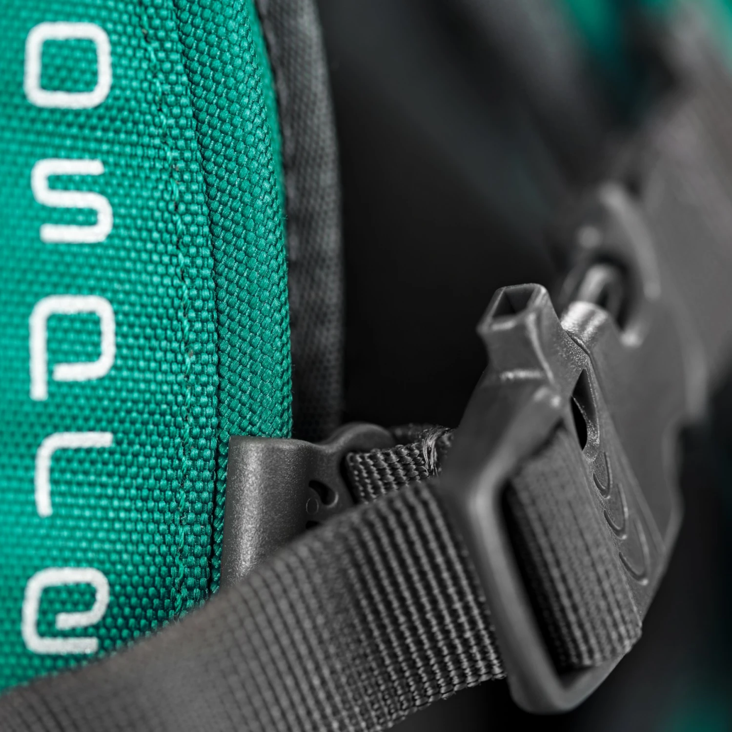 Osprey Fairview 40 Women's Backpack - Night Jungle Blue 11 Osprey Fairview 40 Women's Backpack - Night Jungle Blue - Image 11