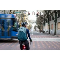 Osprey Radial 26+8 Backpack - Tan Concrete -Osprey osprey radial 4 1253631