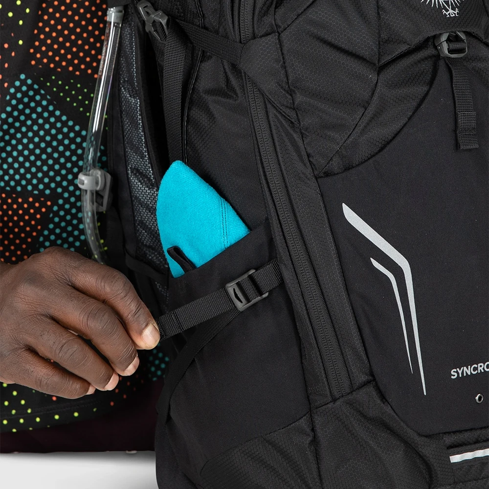 Osprey Syncro 20 Backpack - Black 9 Osprey Syncro 20 Backpack - Black - Image 9