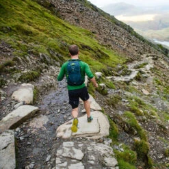 Osprey Syncro 20 Backpack - Wolf Grey -Osprey syncro hero 03 web 827578